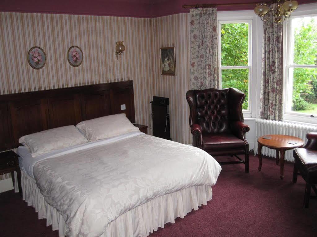 Ellerslie House Hotel แฟร์อัม ภายนอก รูปภาพ